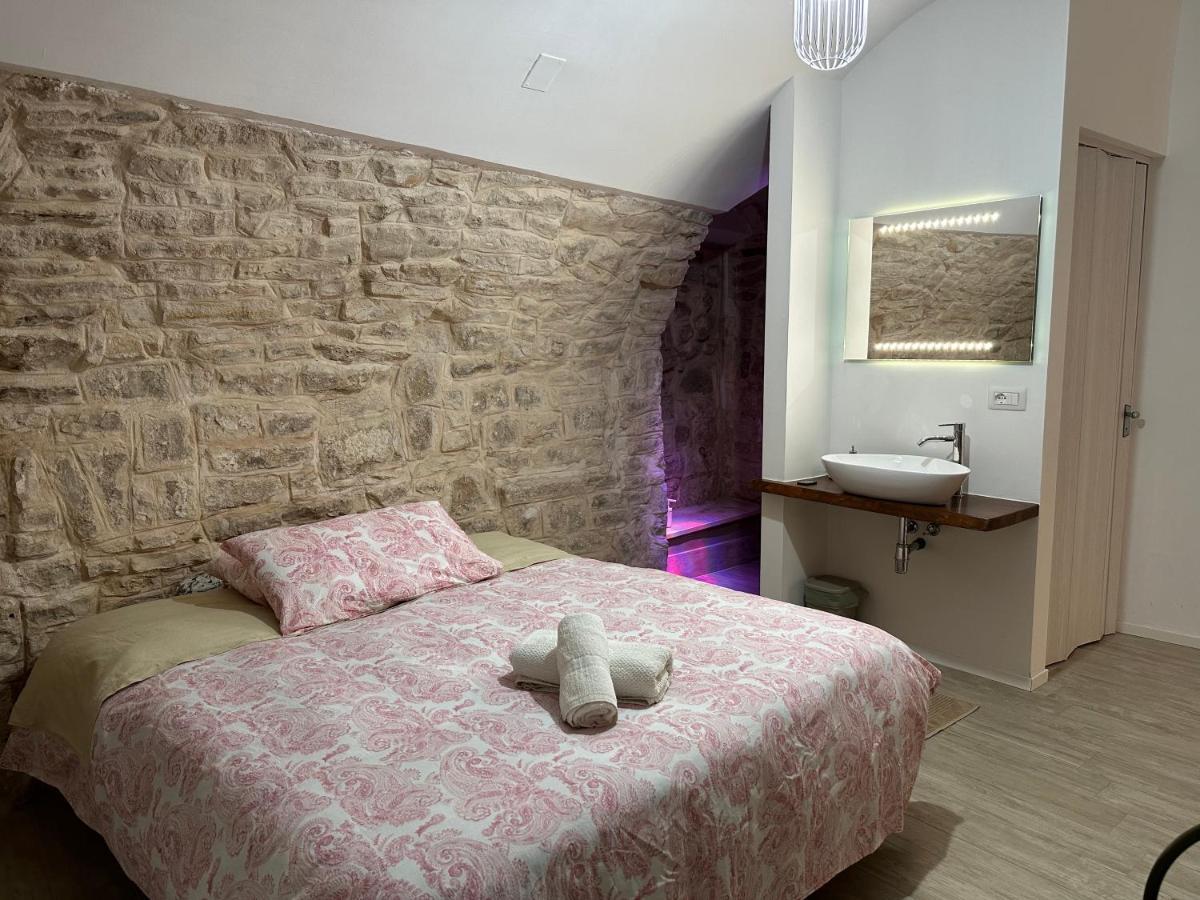 Giovinazzo Suite Pavone Griffi Luaran gambar